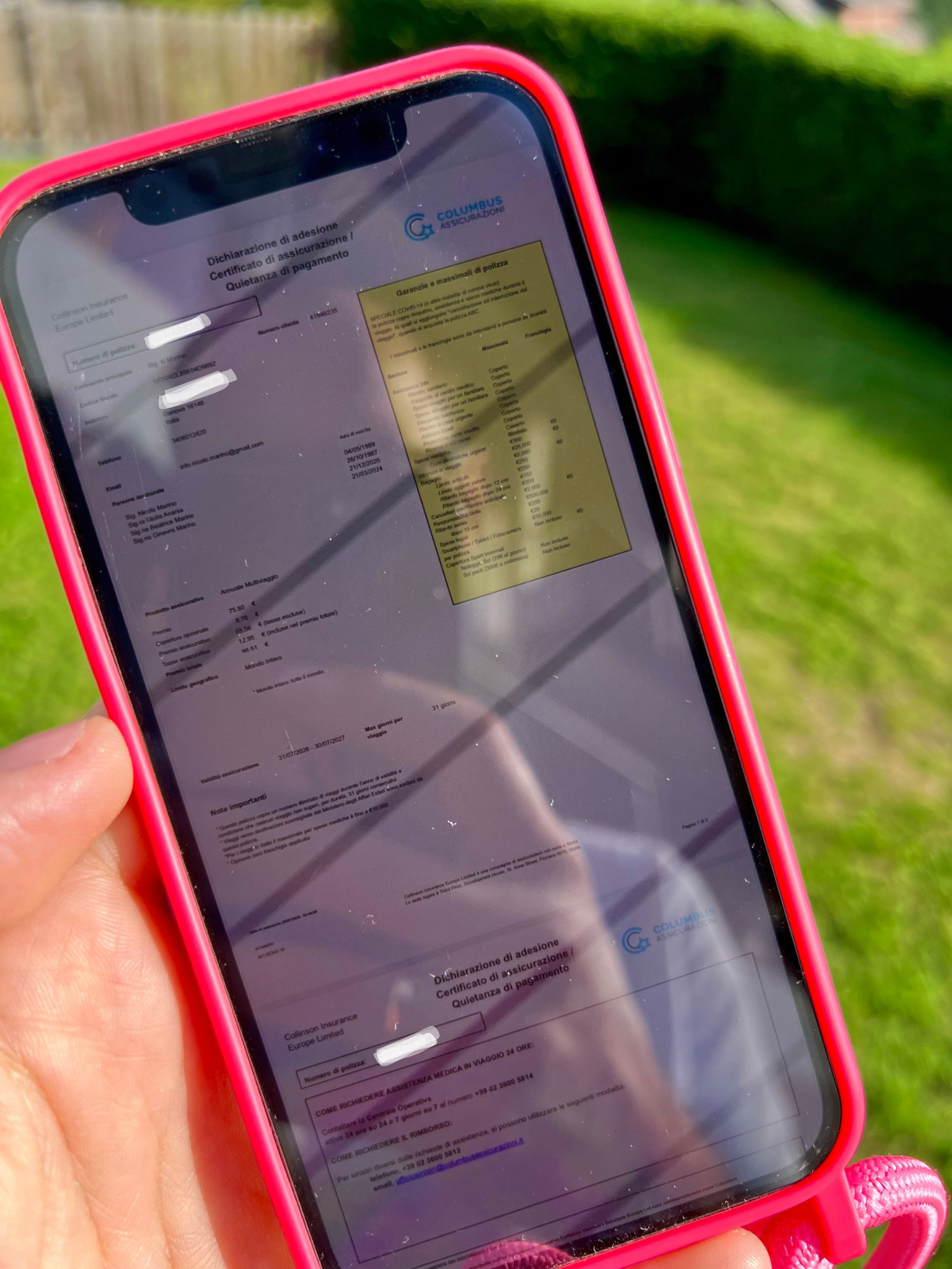 Documenti polizza assicurativa viaggio salvati sul cellulare